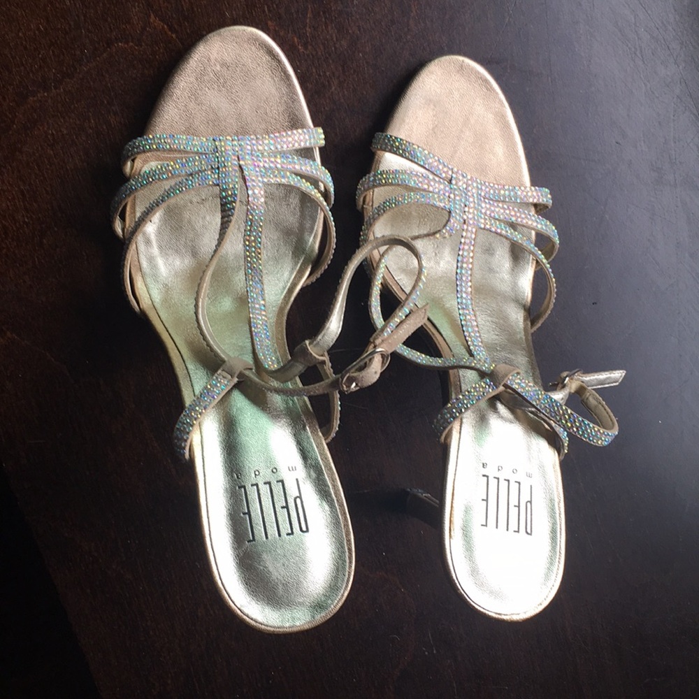 Gold pelle moda sandals